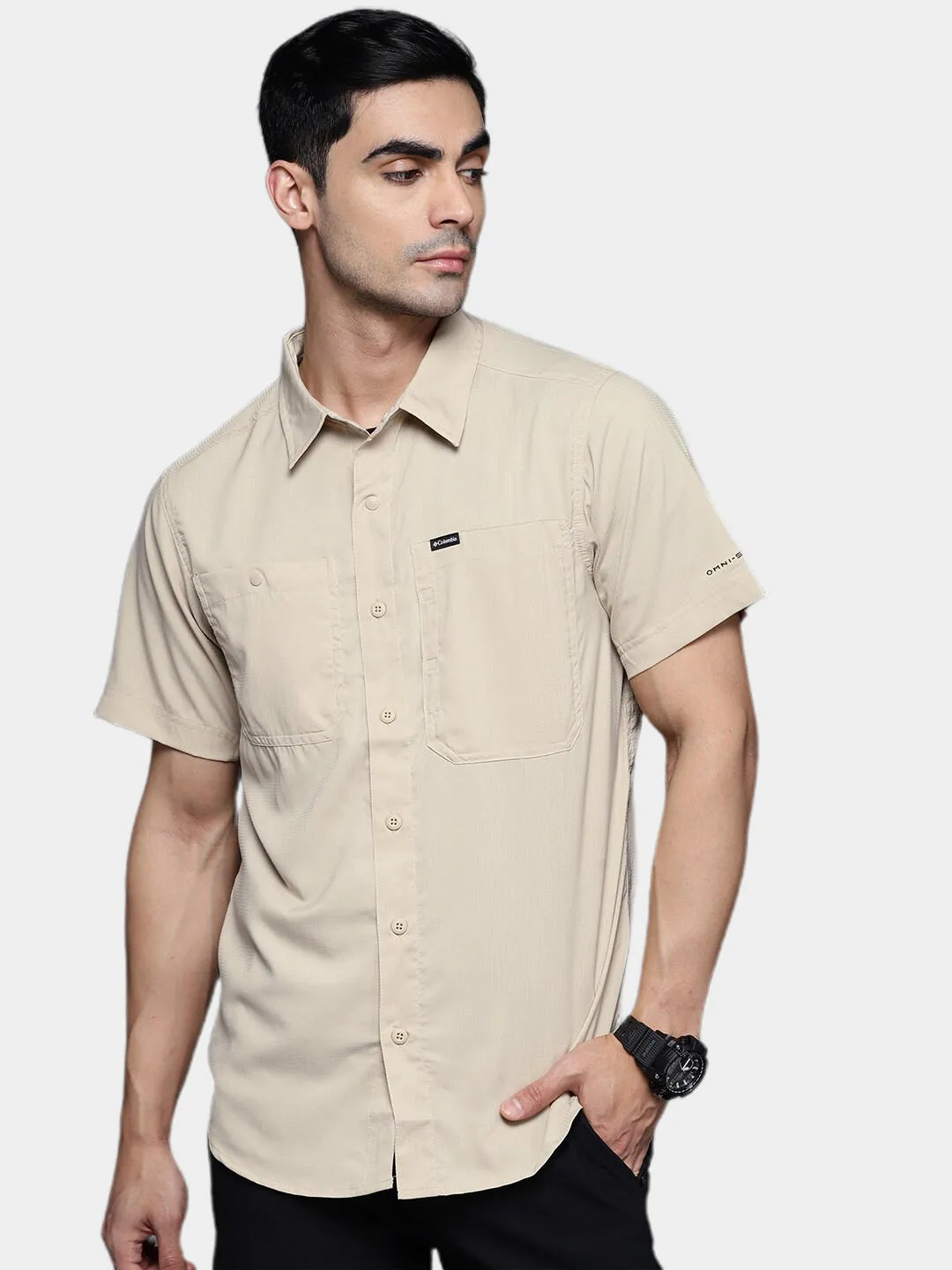 Columbia Men Beige Omni-Shade Silver Ridge Utility Lite Short Sleeve Shirt