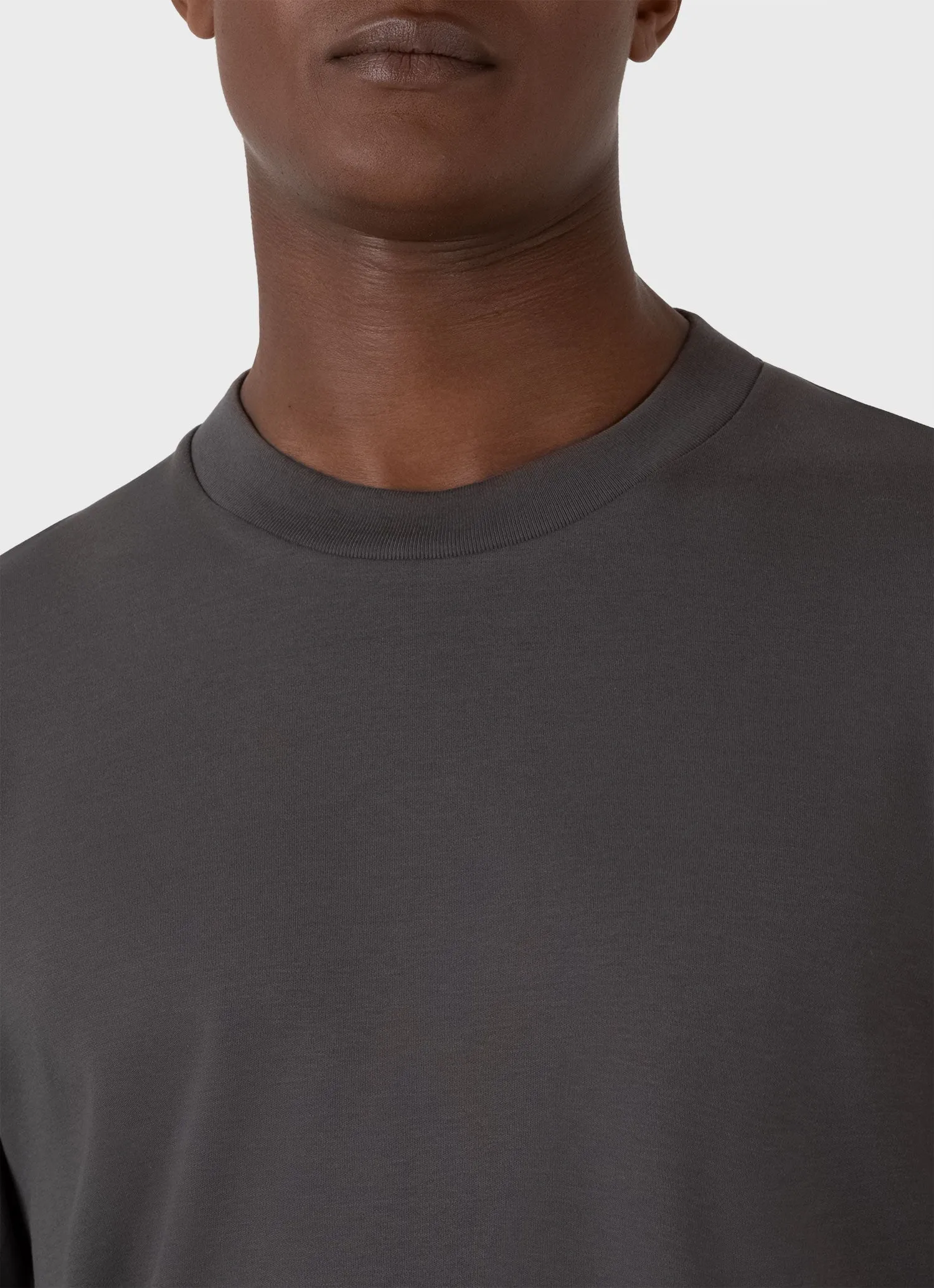 Men's Long Sleeve Heavyweight T-shirt in Charcoal Sunspel
