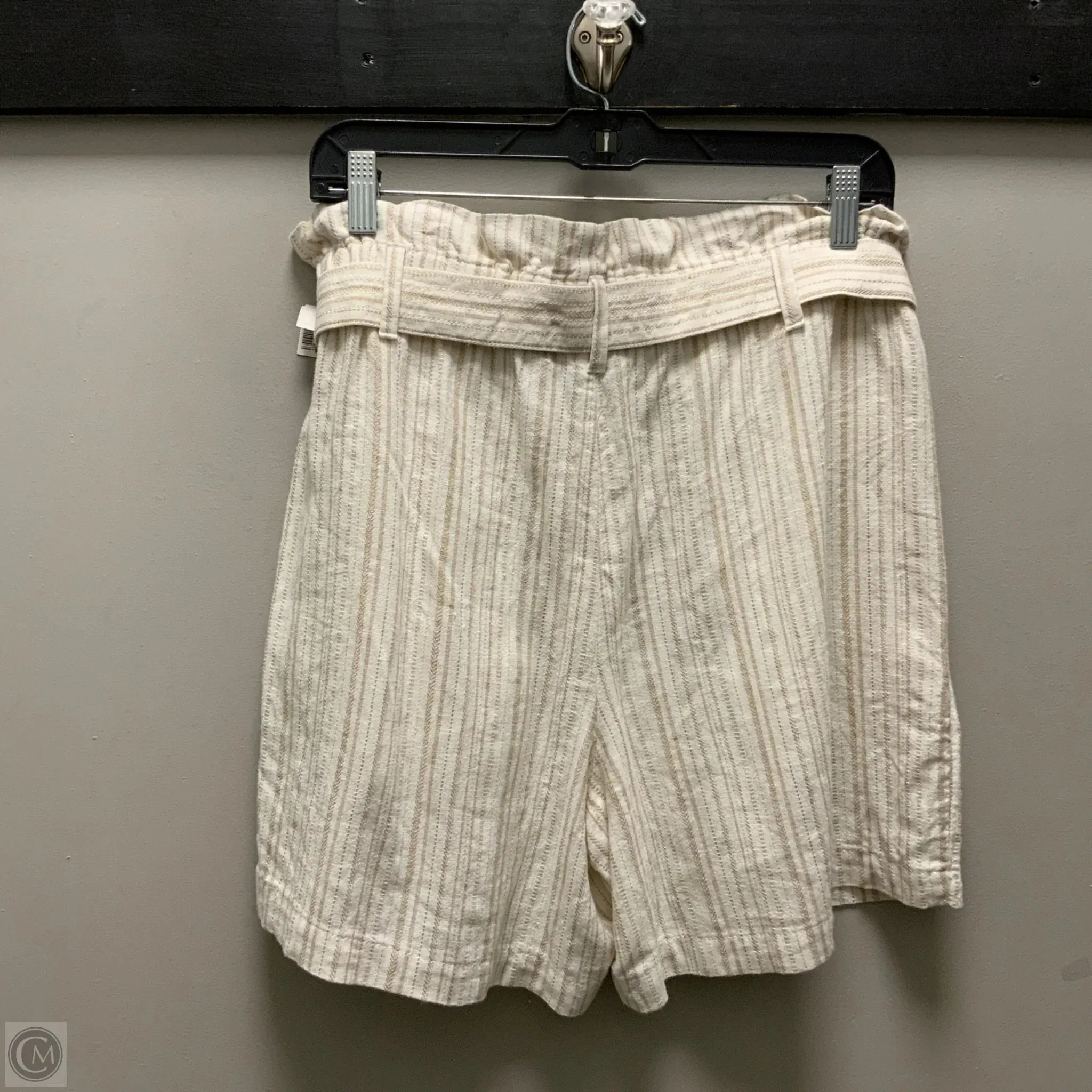 Shorts By Banana Republic In Cream, Size: 6