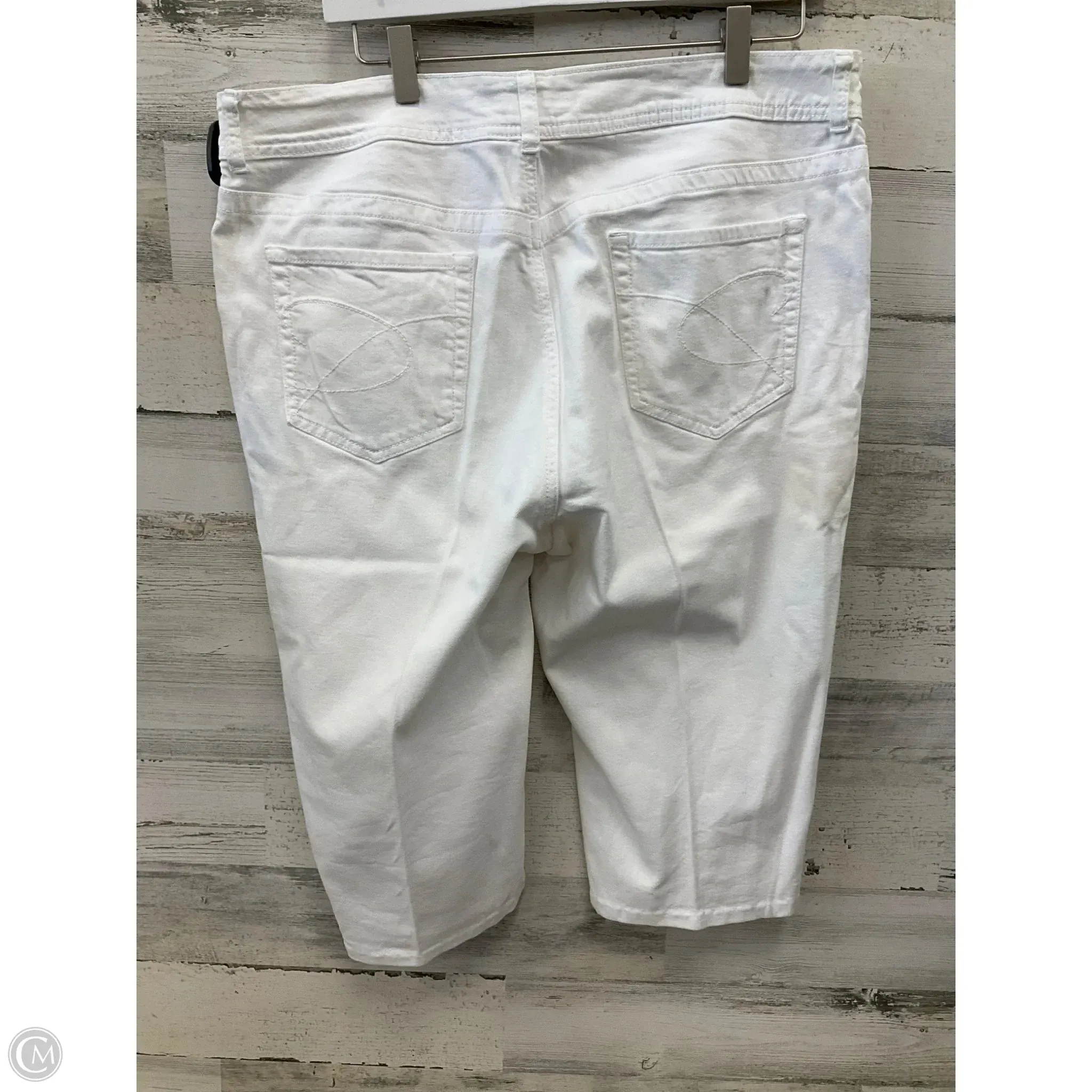 Shorts By Chicos In White, Size: 16