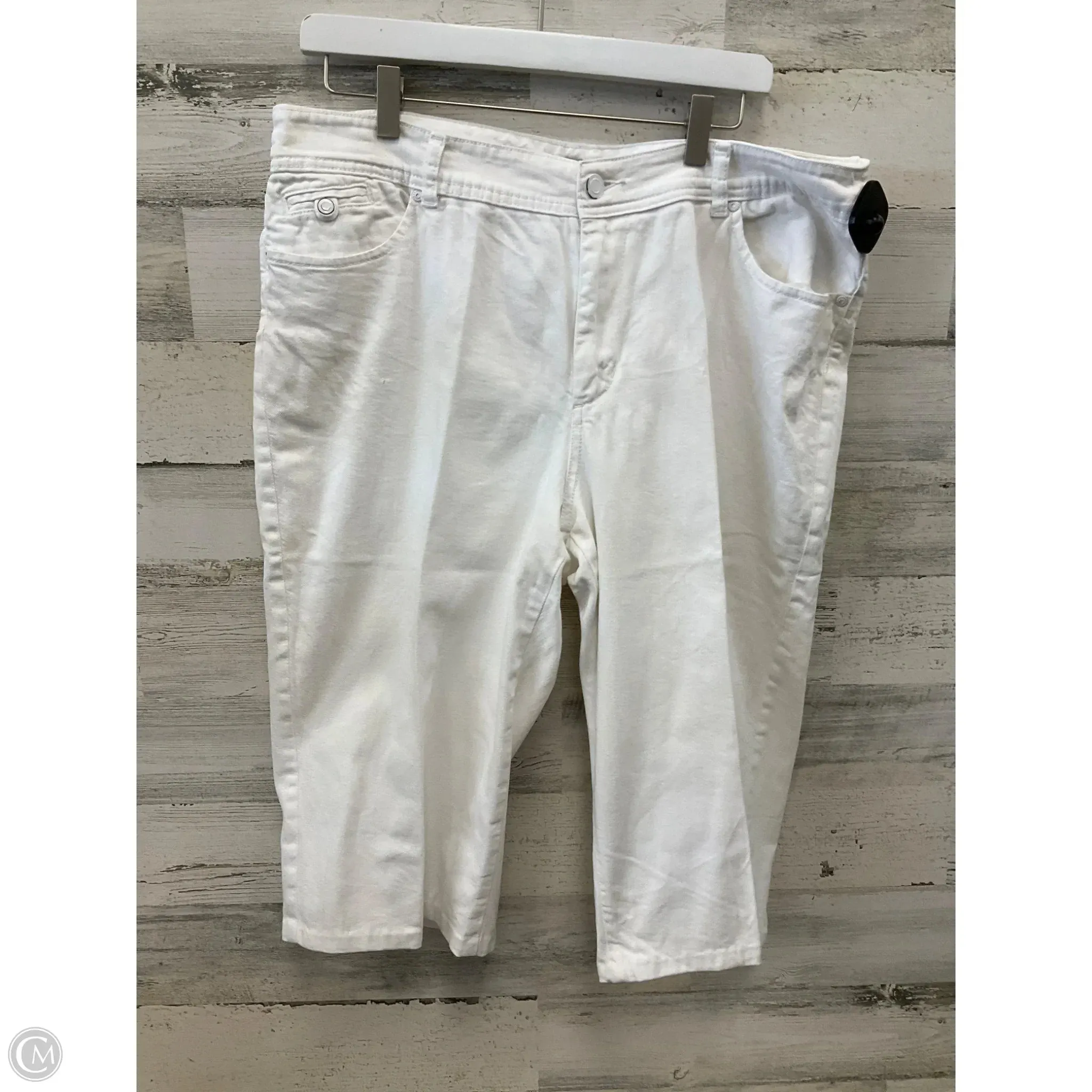 Shorts By Chicos In White, Size: 16