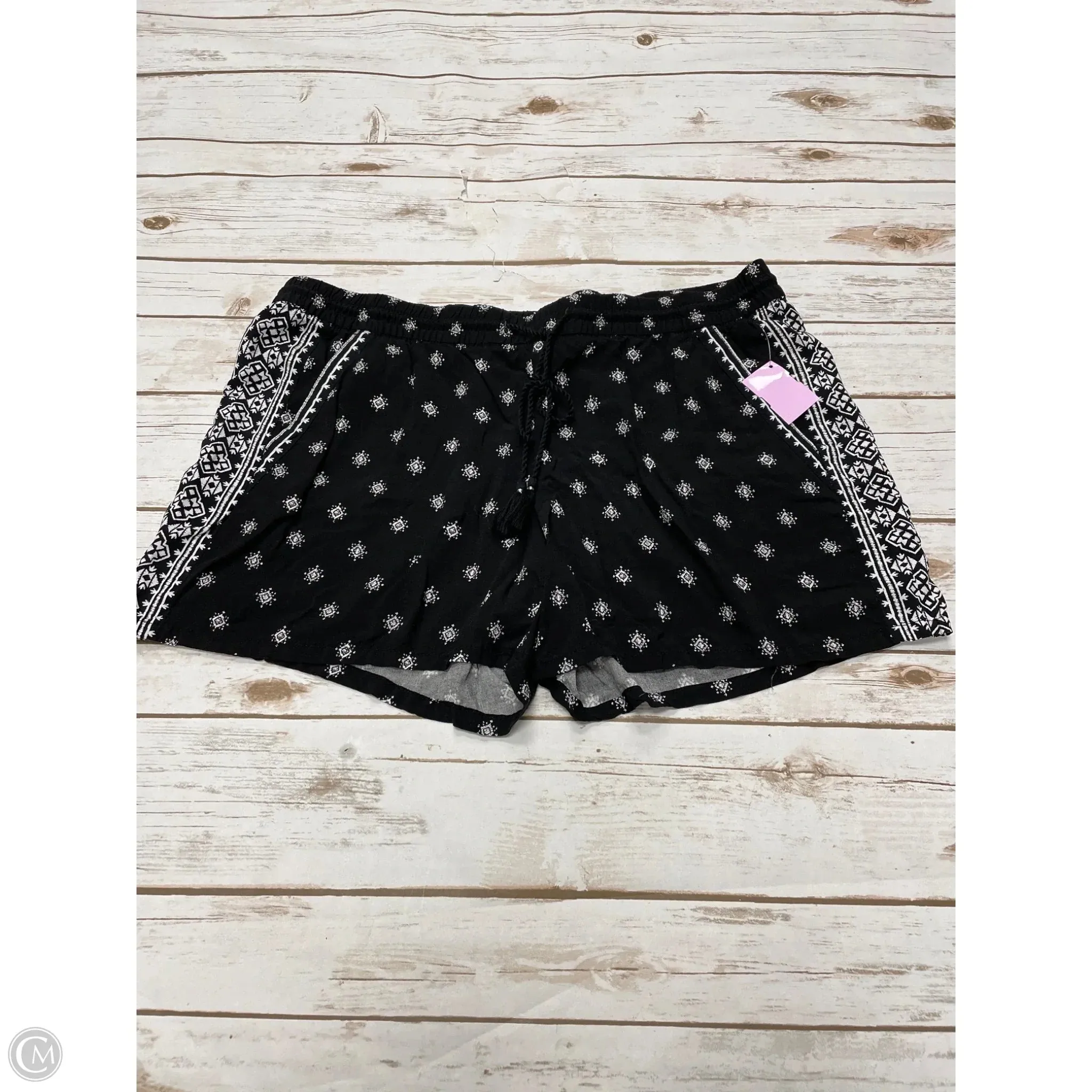 Shorts By Old Navy In Black, Size: Xl