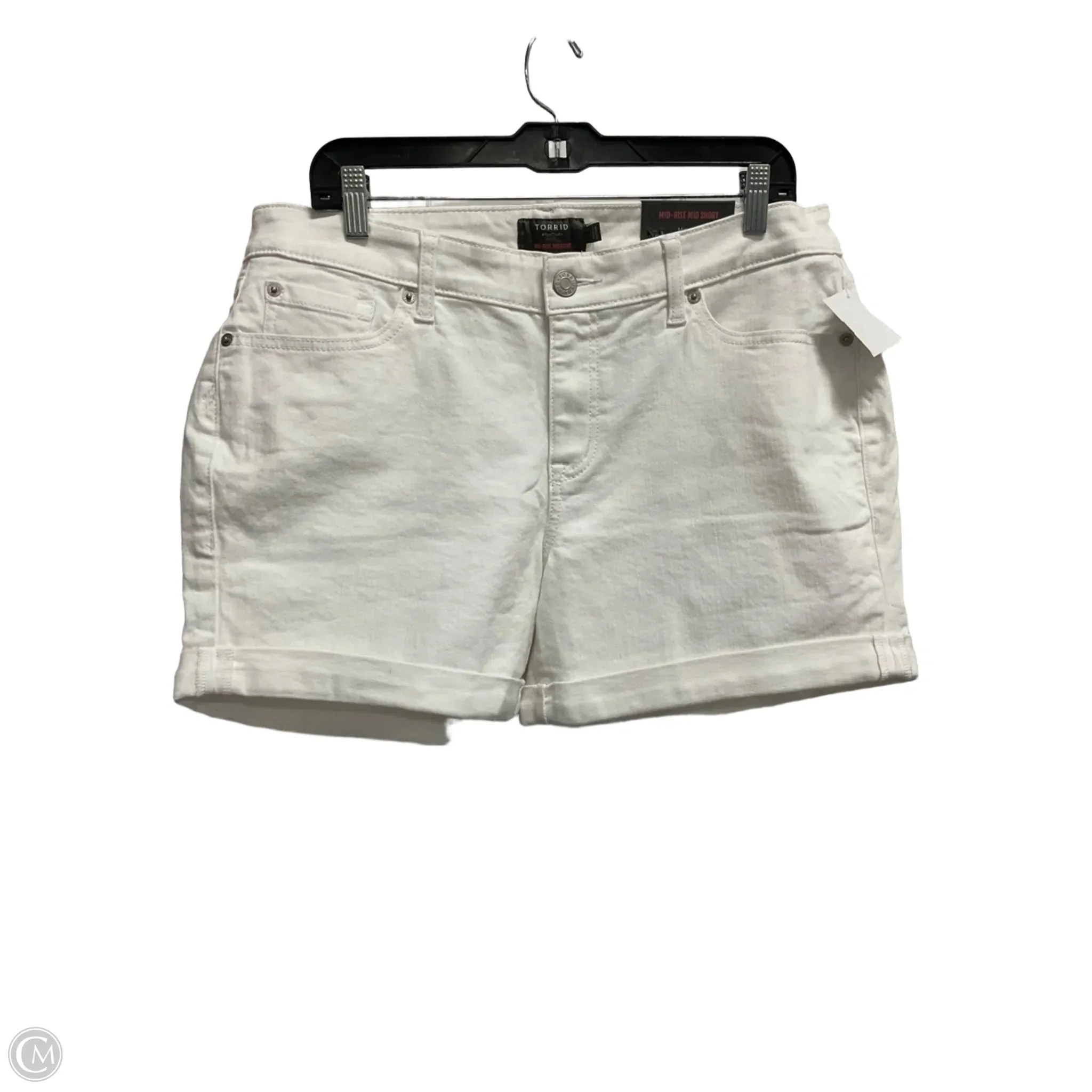 Shorts By Torrid In White, Size: 14
