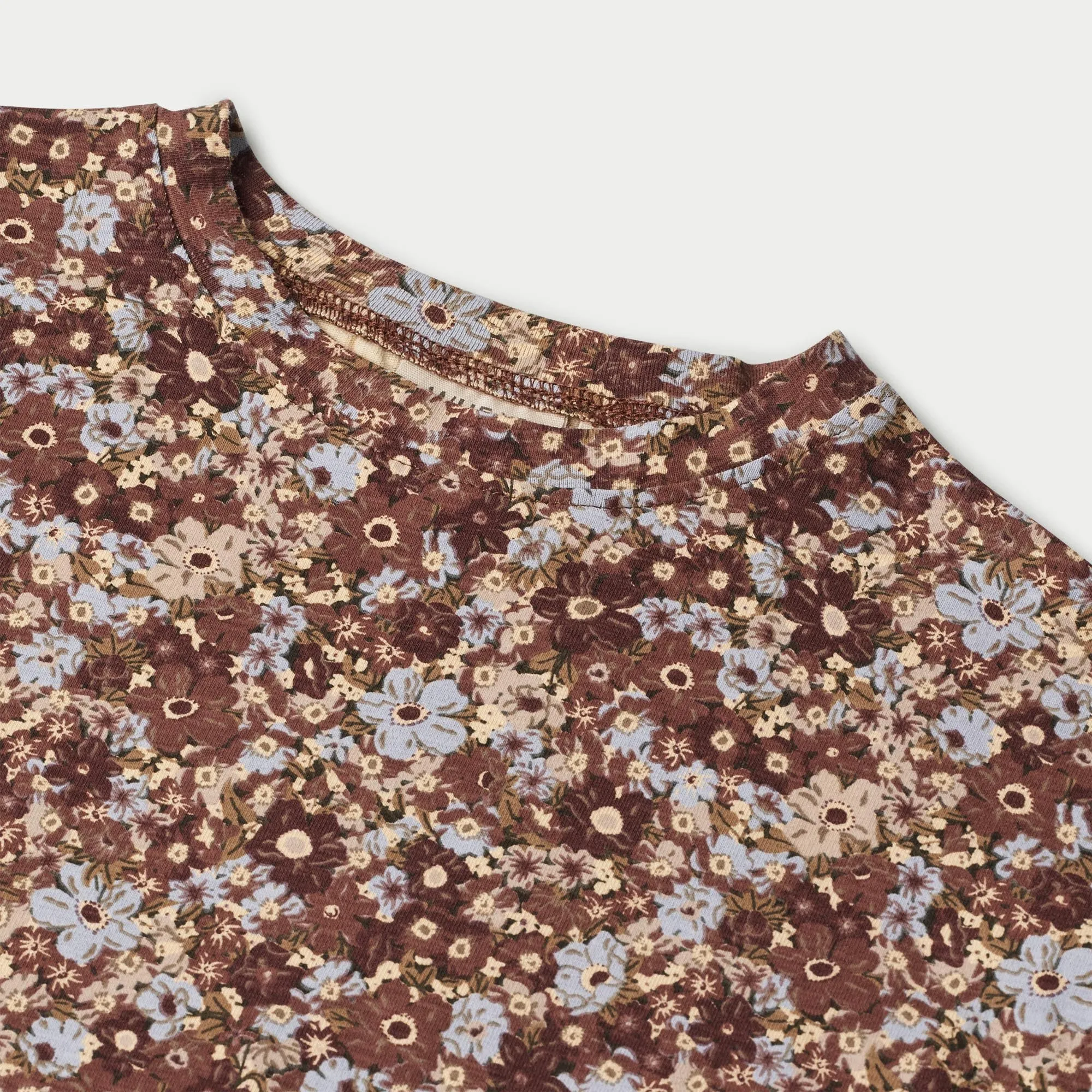 T-Shirt Thilda - flowers in plenty Wheat